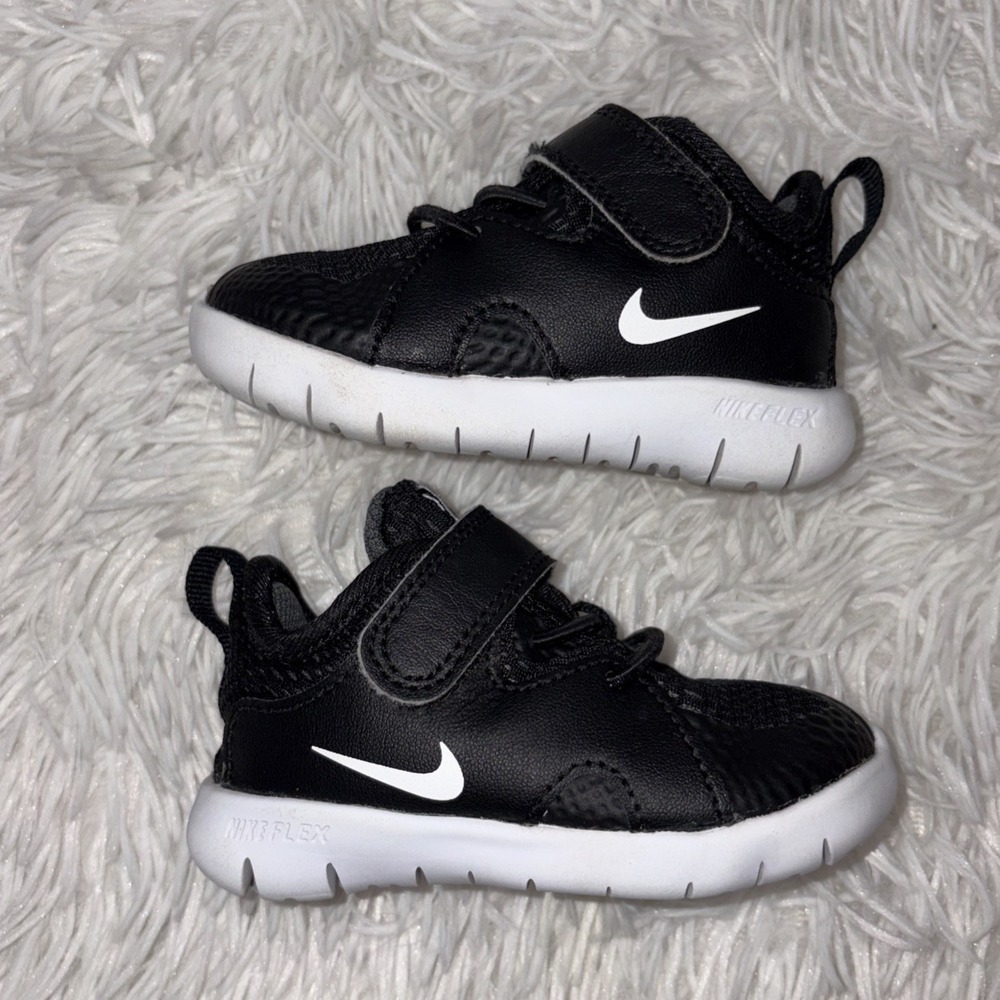Nike Sneakers Baby Size 4C Black White Flex Contact 3 Toddler Boy Shoes